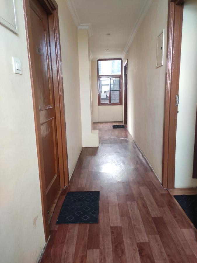 Hotel Amandeep Дармсала Экстерьер фото