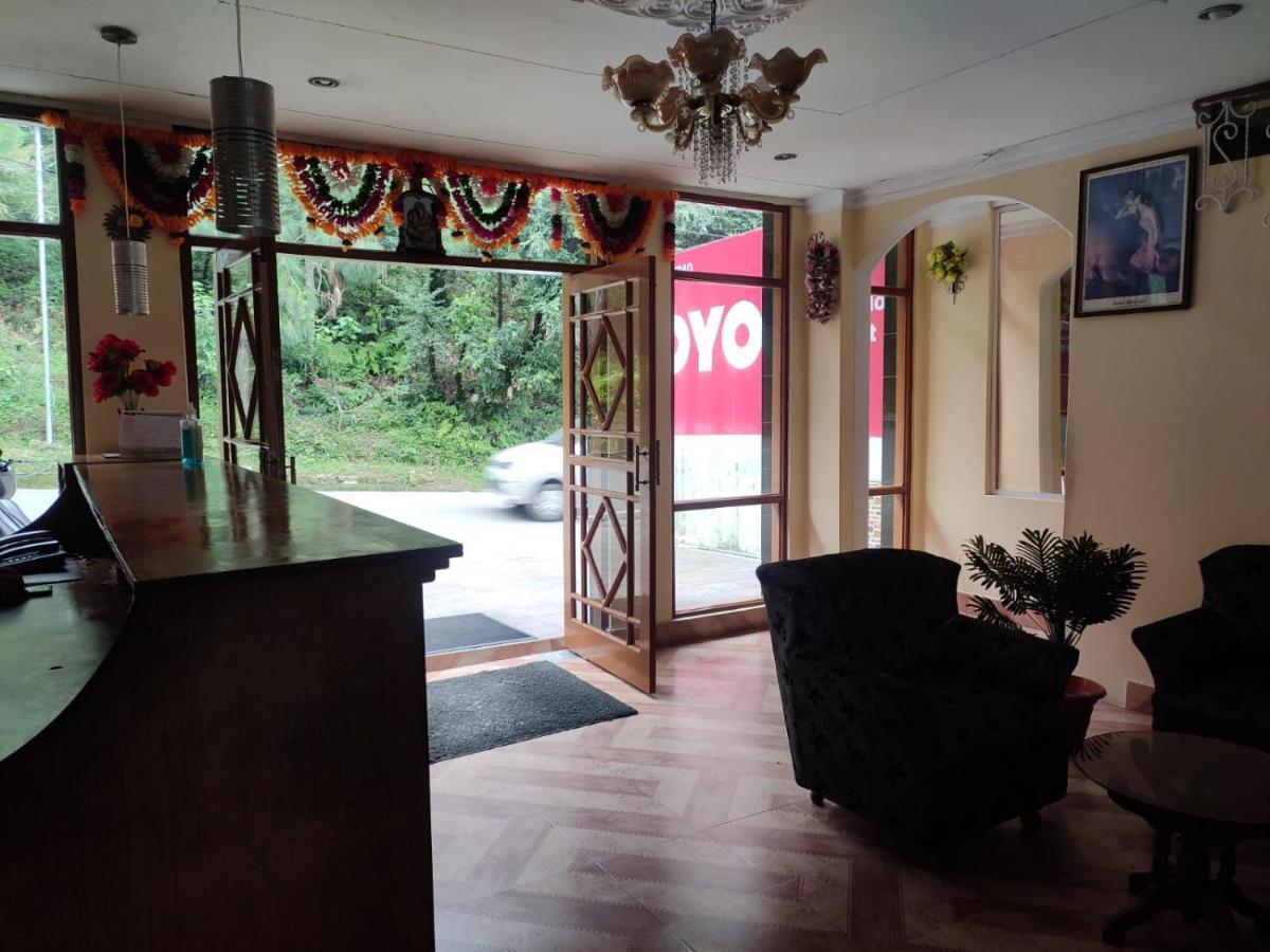 Hotel Amandeep Дармсала Экстерьер фото